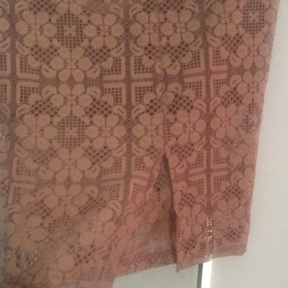 Misguided Lace bodycon skirt . NWOT - Picture 3 of 4